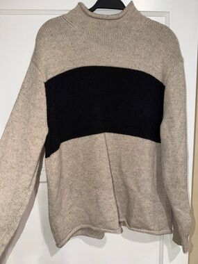 Men’s  Cream and Black Colorblock Mock Neck Sweater